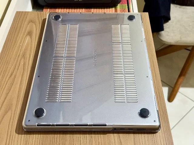 MacBook Pro 16 M2 Pro (12CPU / 19GPU) 16GB / 512GB - Foto 2