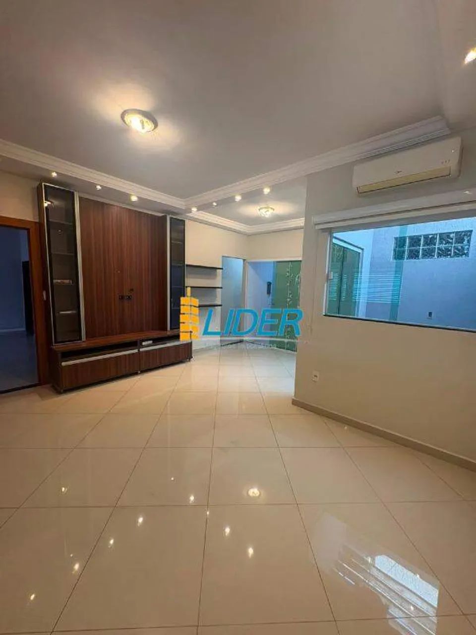 EXCELENTE CASA NO NOVA UBERLÂNDIA - Foto 2