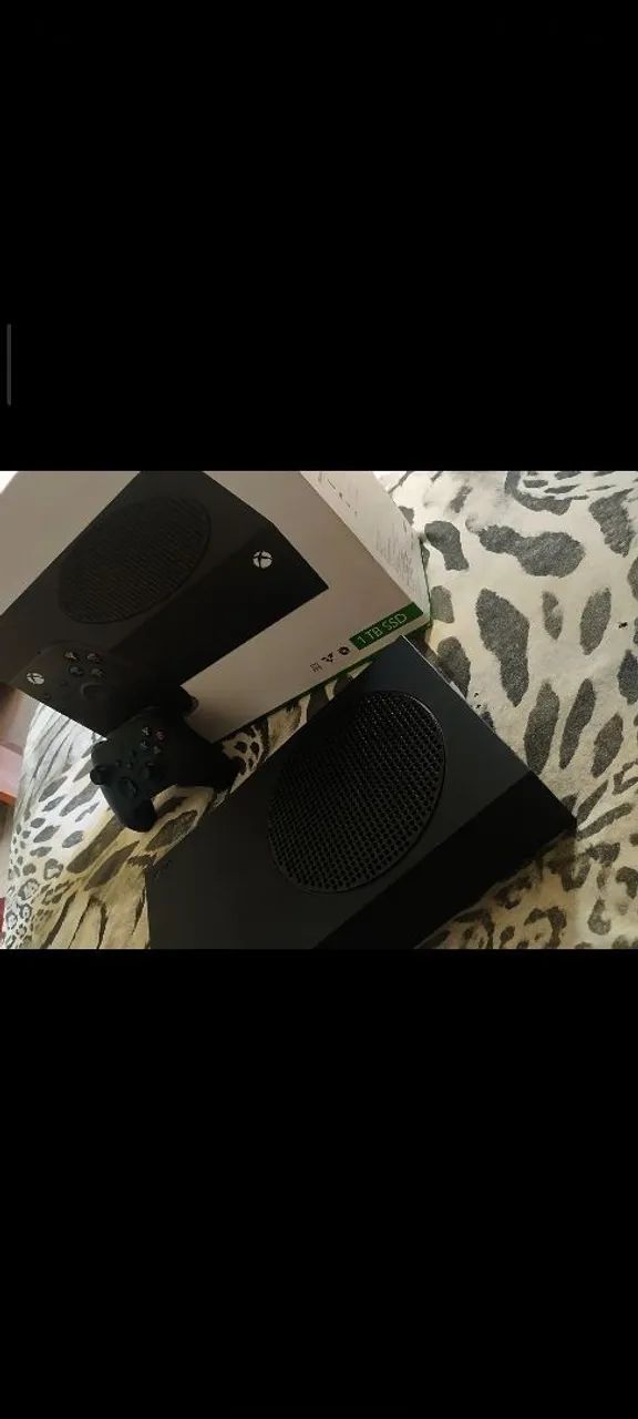 Xbox Séries S carbon Black 