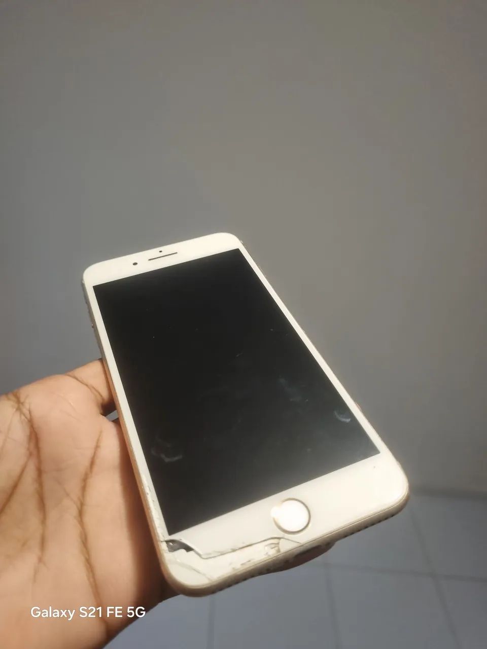 IPHONE 8 PLUS ROSE - Foto 2