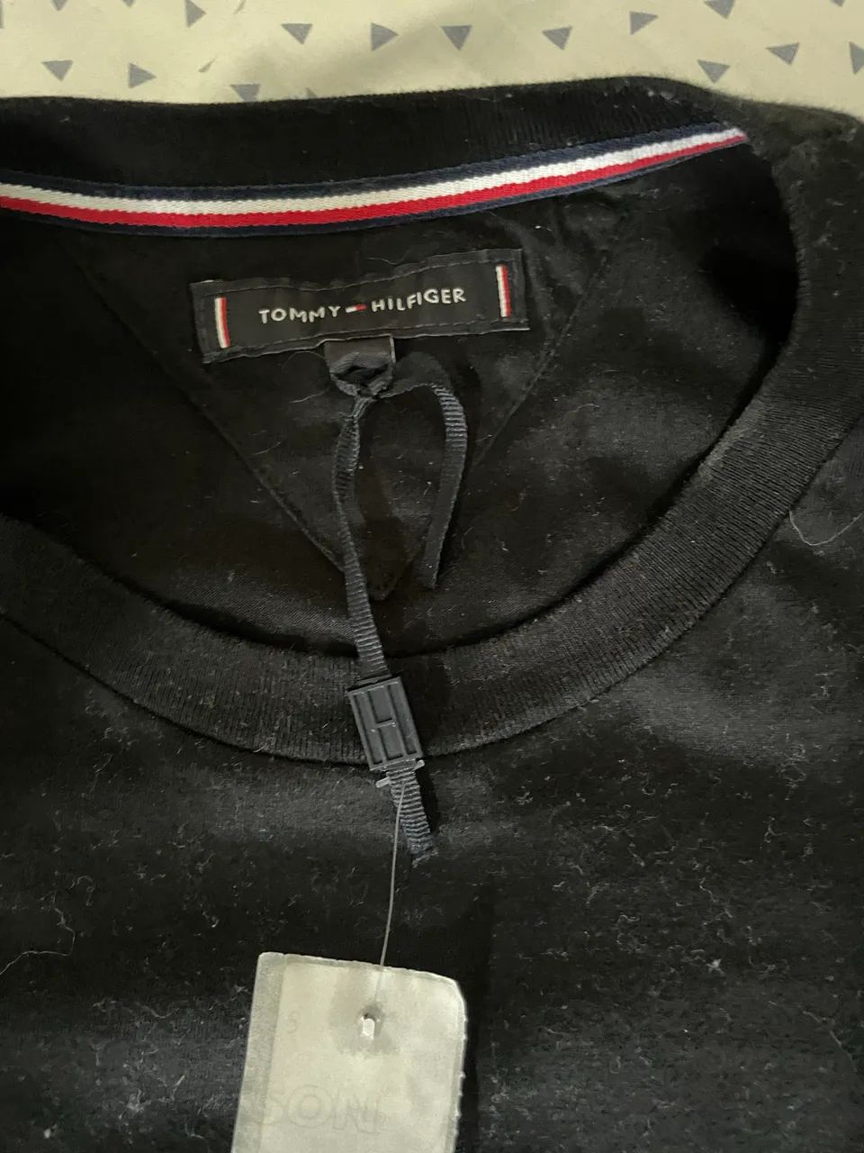Camiseta Tommy Hilfiger  - Foto 4