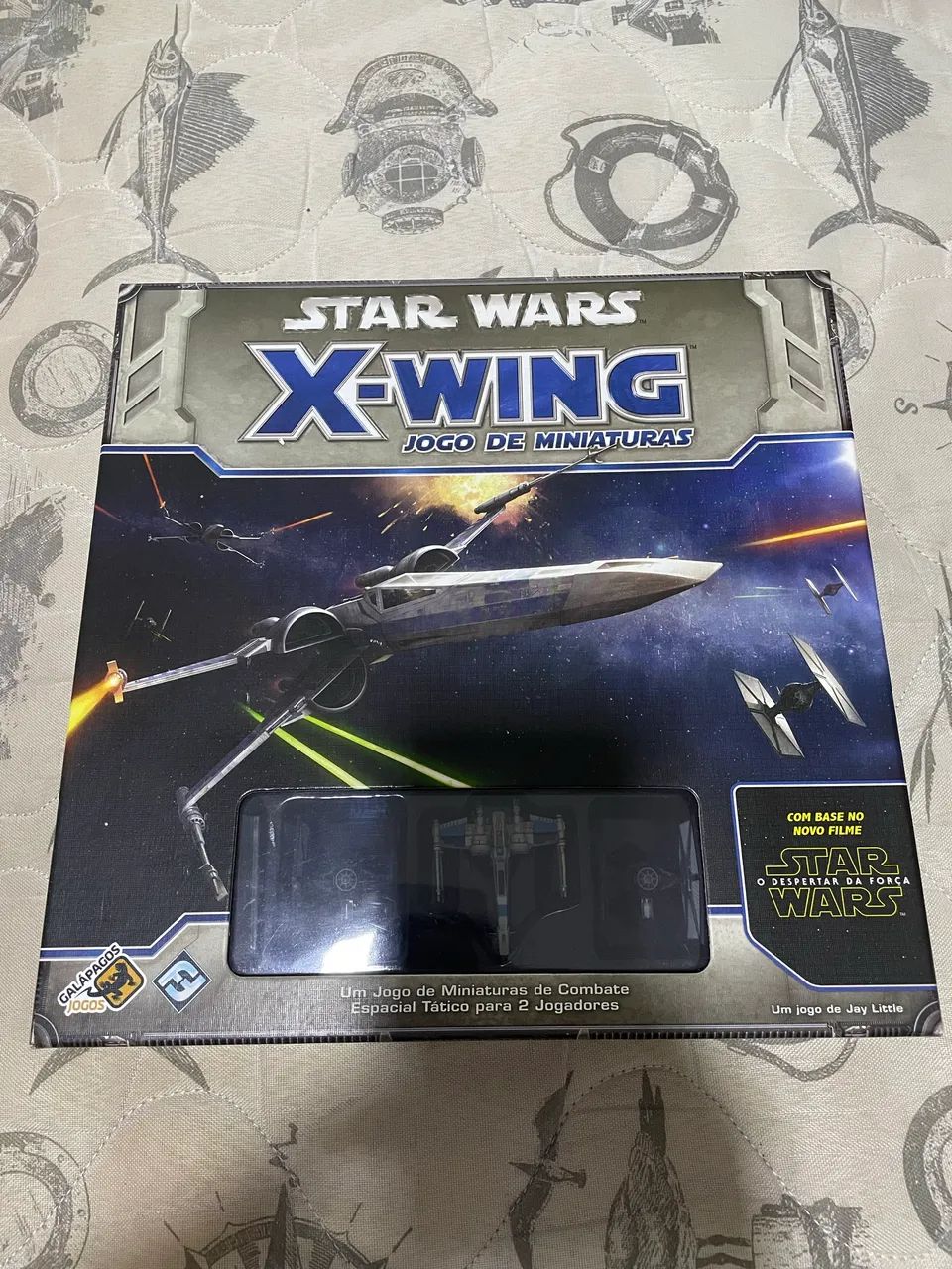 Star Wars X-Wing Despertar da Força Jogo de Miniatura Base