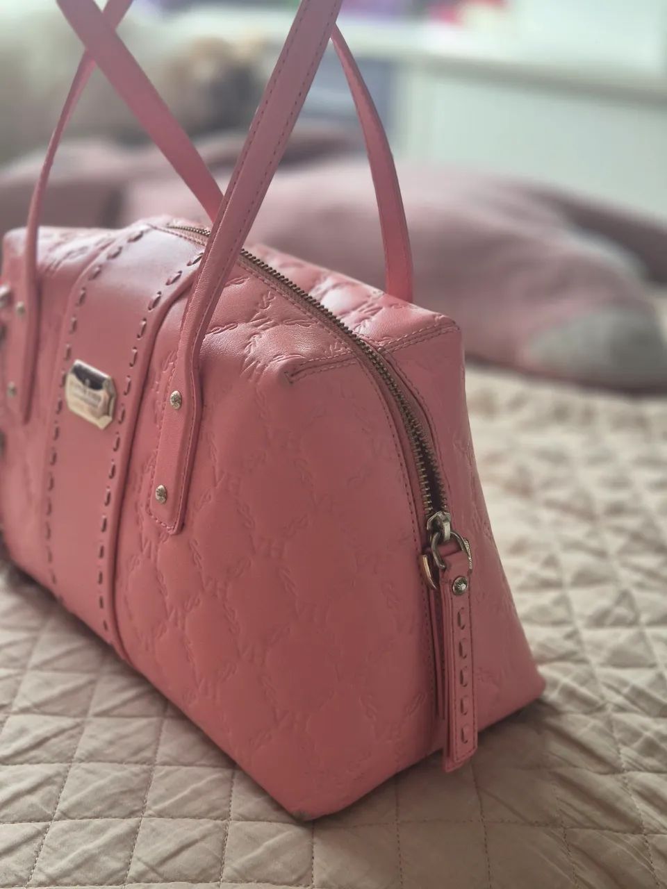 Bolsa Victor Hugo original com chaveiro  - Foto 4