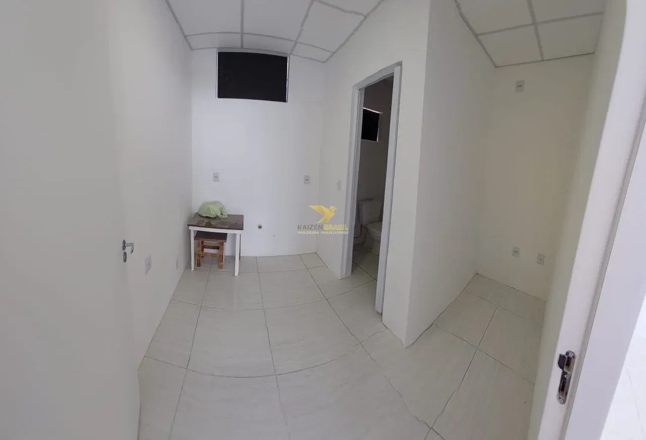 Sala Comercial / Sobreloja com 67m² - Passa Vinte, Palhoça - Ao Lado do Shopping ViaCatari - Foto 5