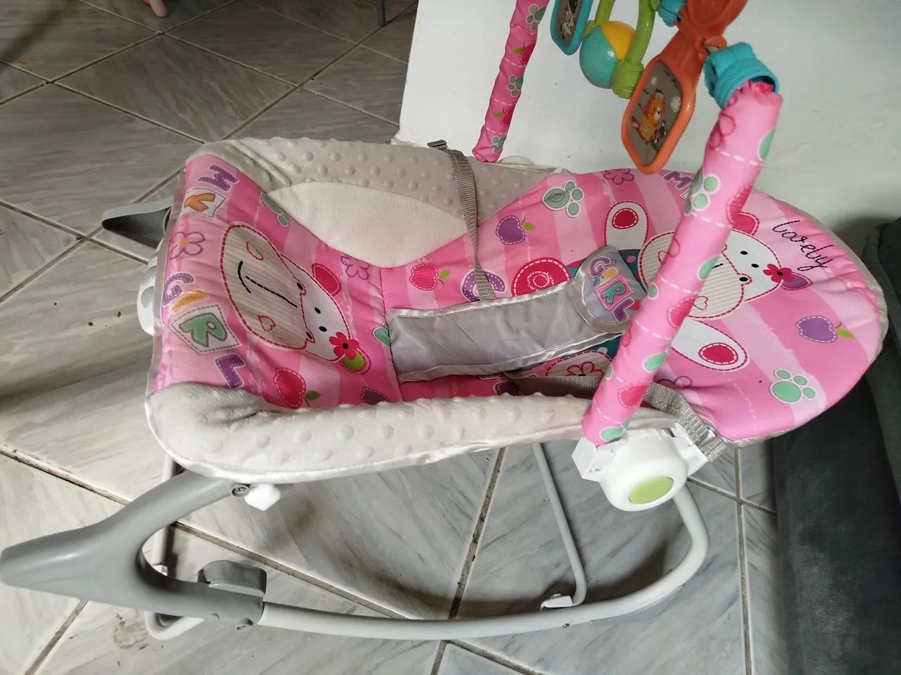 Cadeira de balanço musical infantil - Foto 2