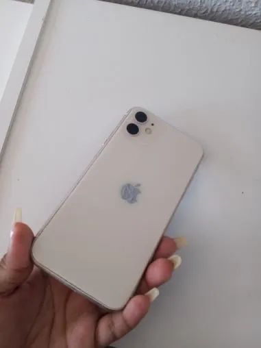 iPhone 11 branco  - Foto 4