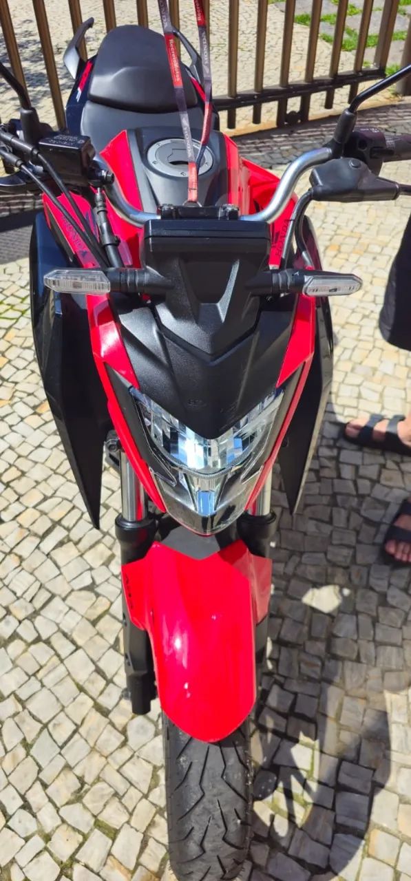 Vendo CBX 300F - Foto 4