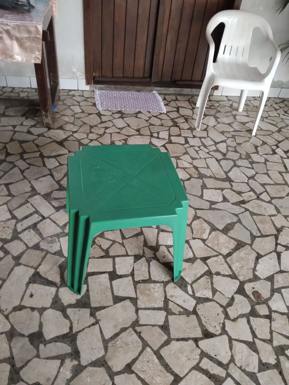 MESA PLÁSTICA PARA CRIANÇAS  - Foto 2