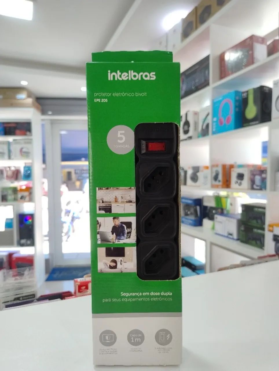 Protetor Eletrônico Intelbras EPE 205 5 Tomadas Bivolt - Foto 2