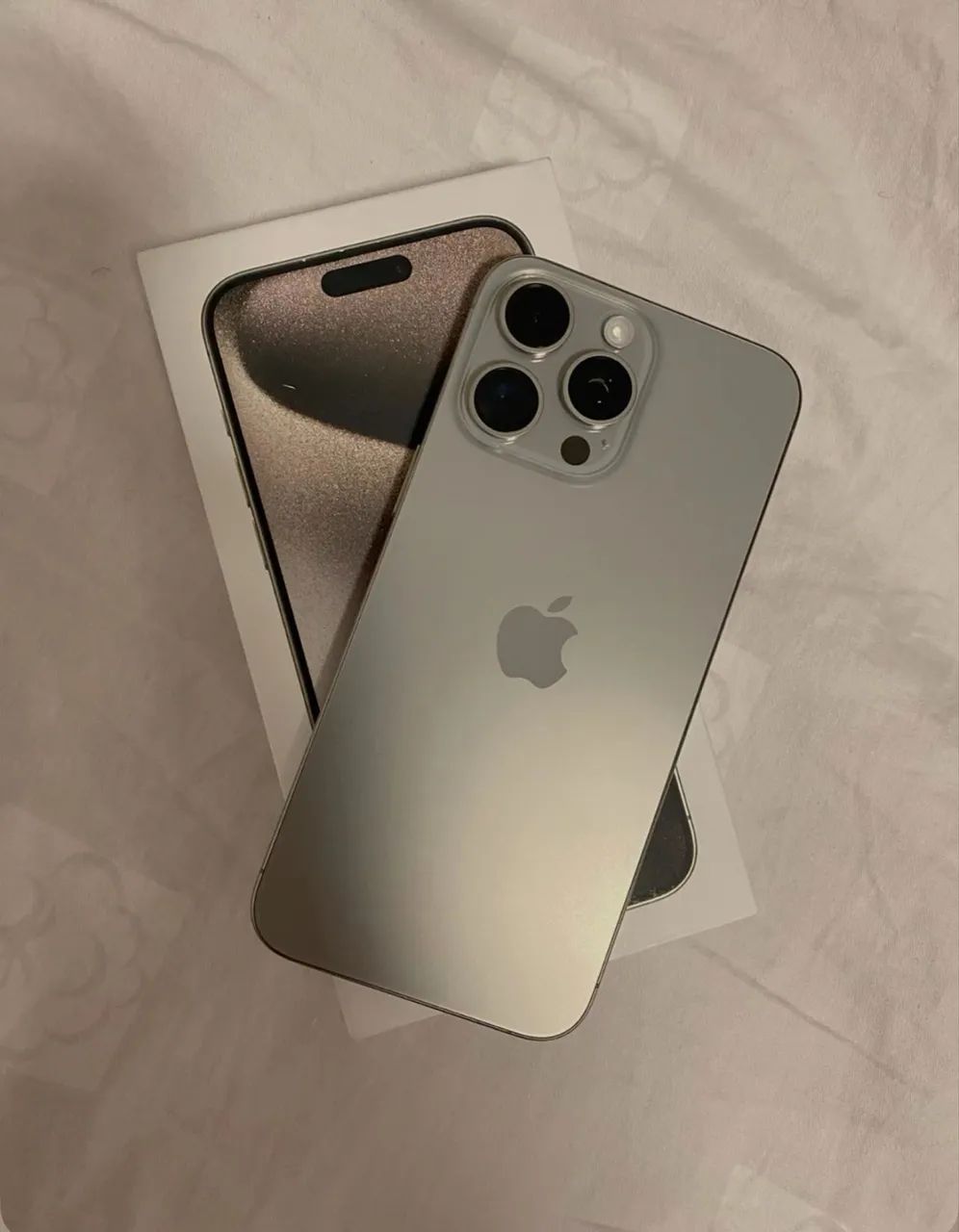 iPhone 15 PM