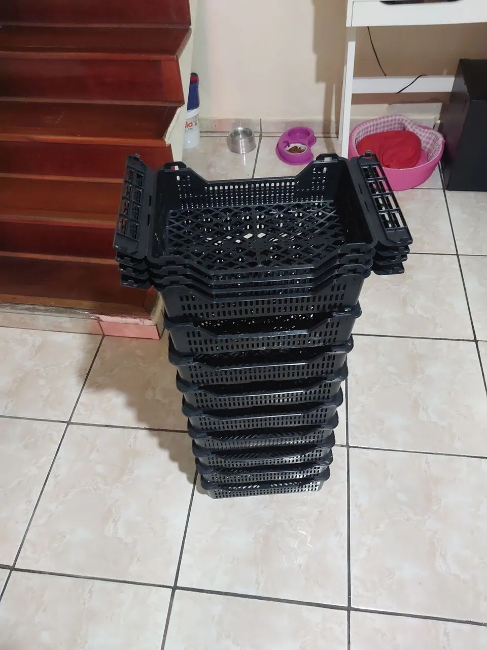 Caixa empilhável multiuso transporte morango uva 7L - Foto 2