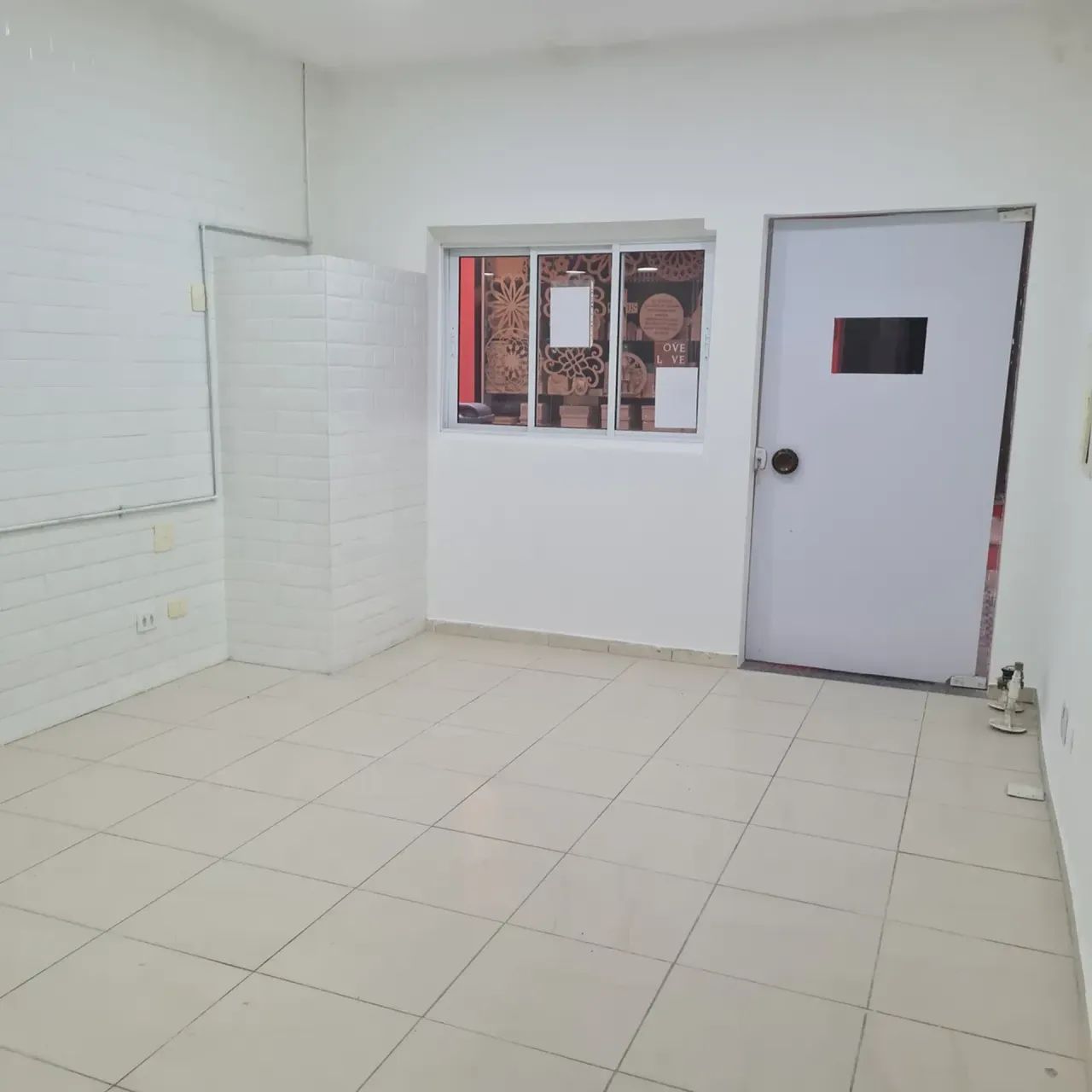 Condomínio Centro Comercial Alphaville Barueri SP - Prédio de 64 m² - 2 andares - Foto 3