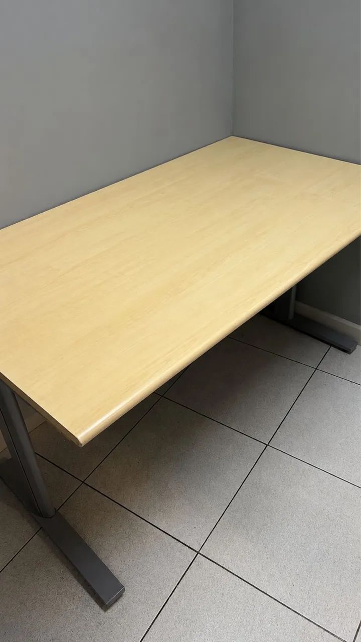 Mesa de escritório 
