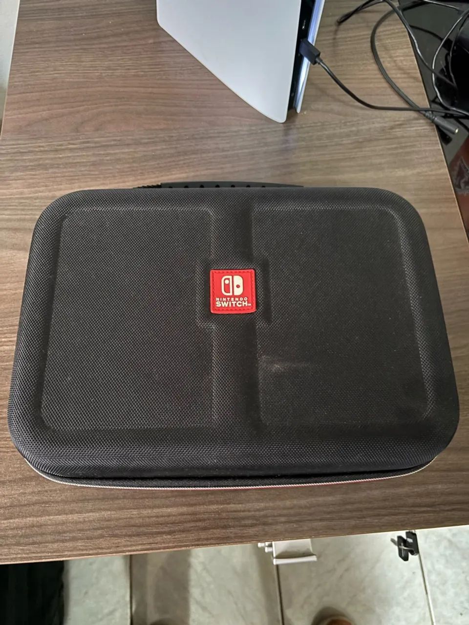 Case Deluxe + Case Regular Nintendo Switch