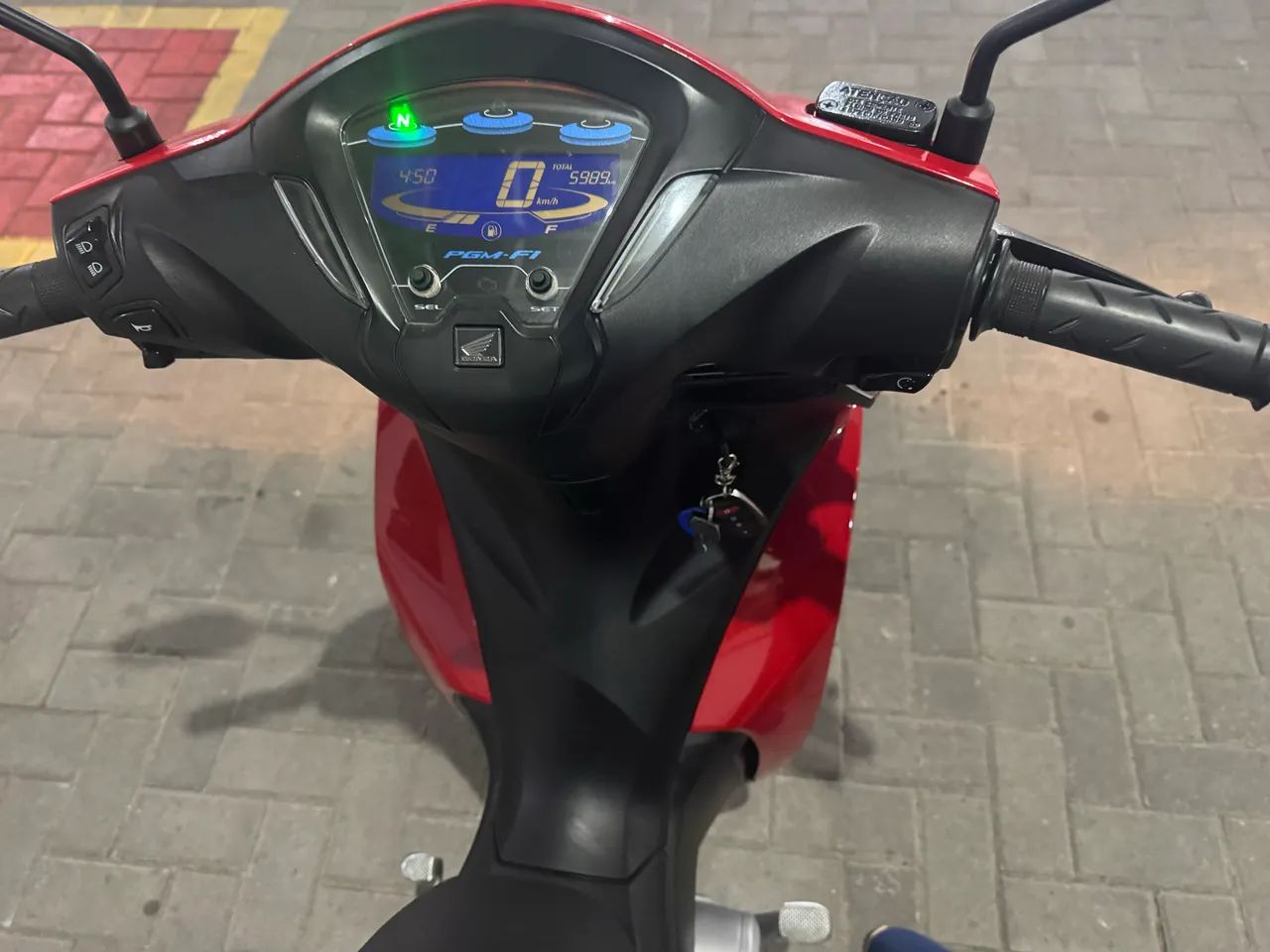 Biz + 5.800 km rodado  - Foto 5