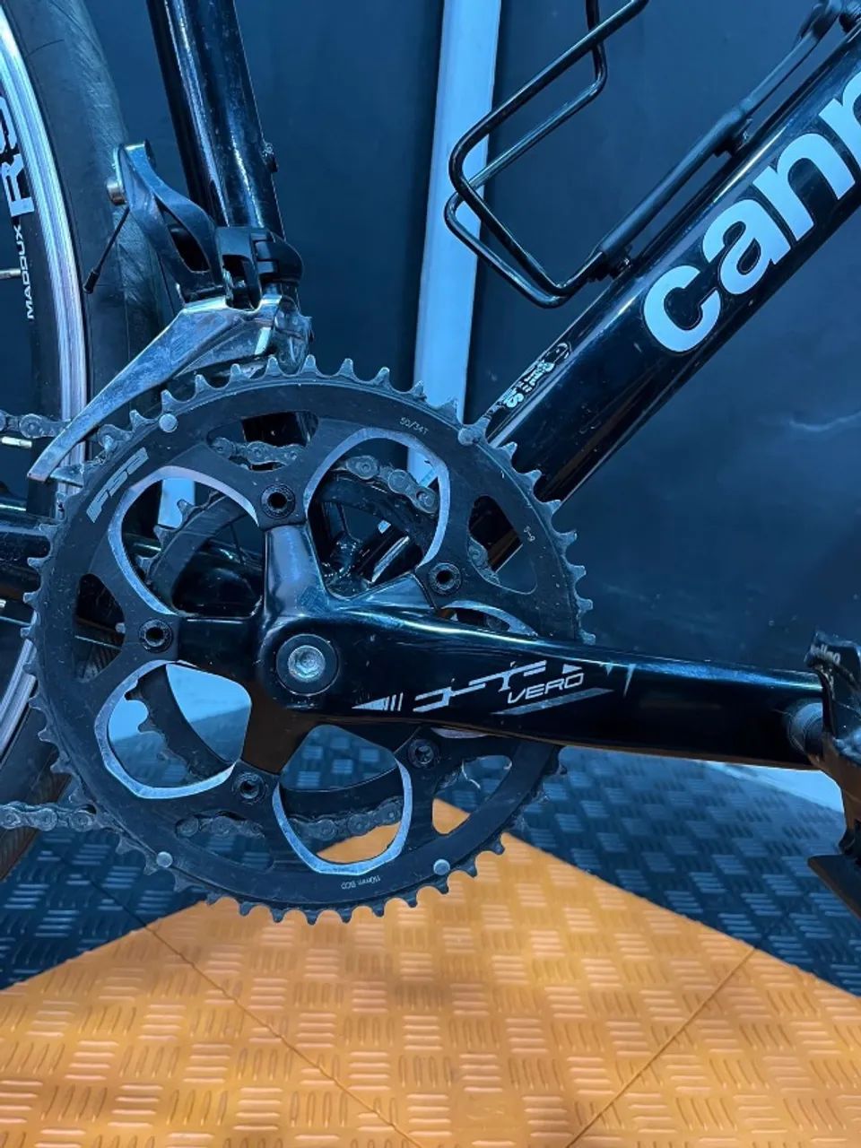 Bicicleta Speed Cannondale CAAD Optimo 3  - Foto 5