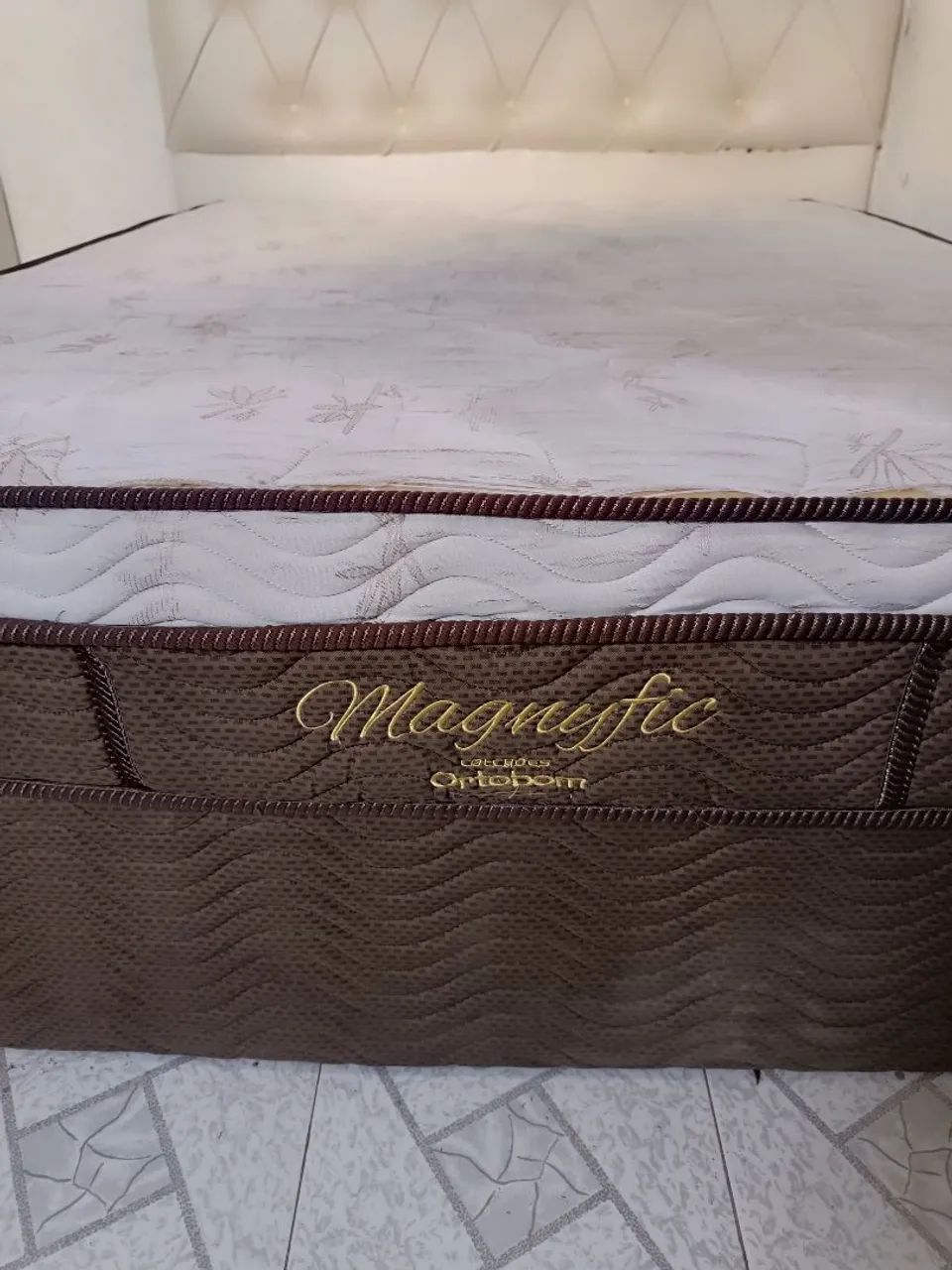 Cama Box 64962121857922121