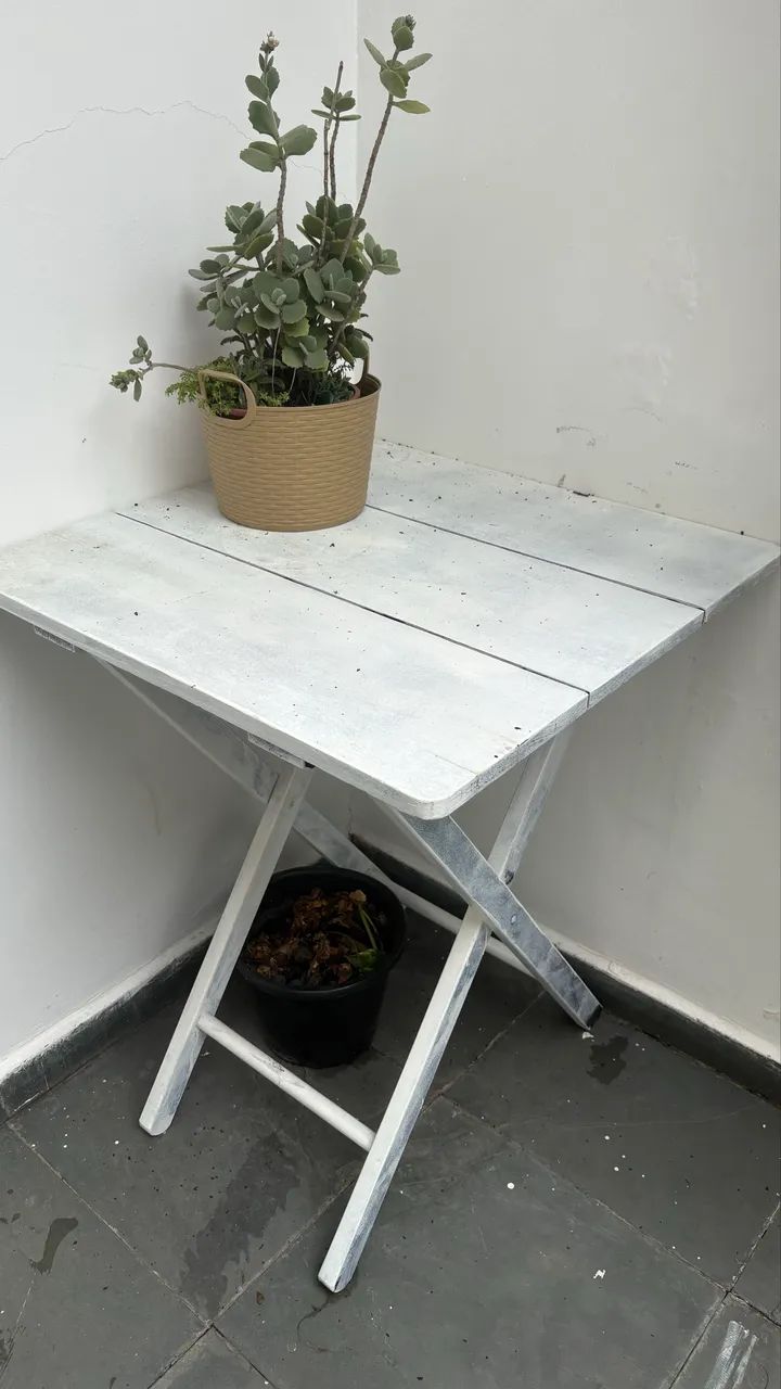 Mesa Dobrável Rústica Branca - Compacta e Estilosa - Foto 4