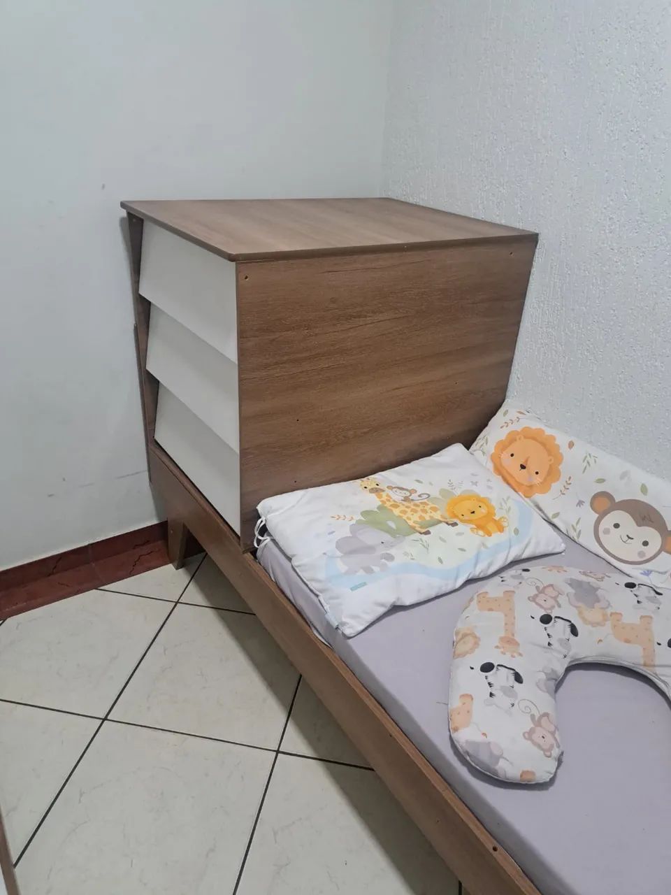 Berço Multifuncional Semi Novo - Foto 2