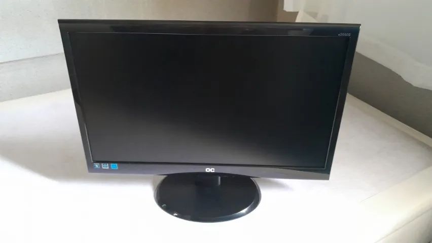  Monitor AOC 20" com defeito