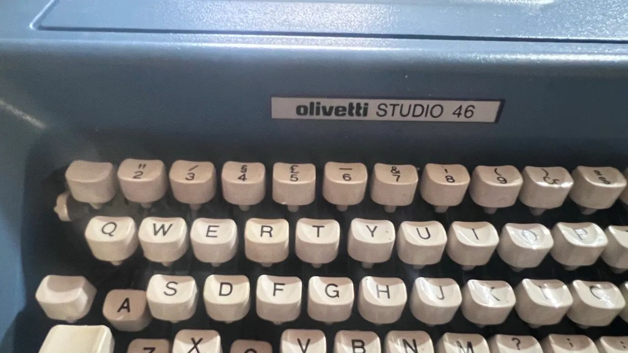 Máquina de escrever 451035311679754244