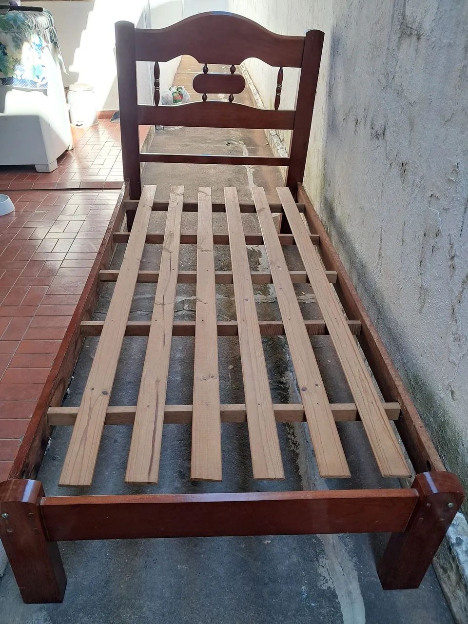 CAMA DE SOLTEIRO