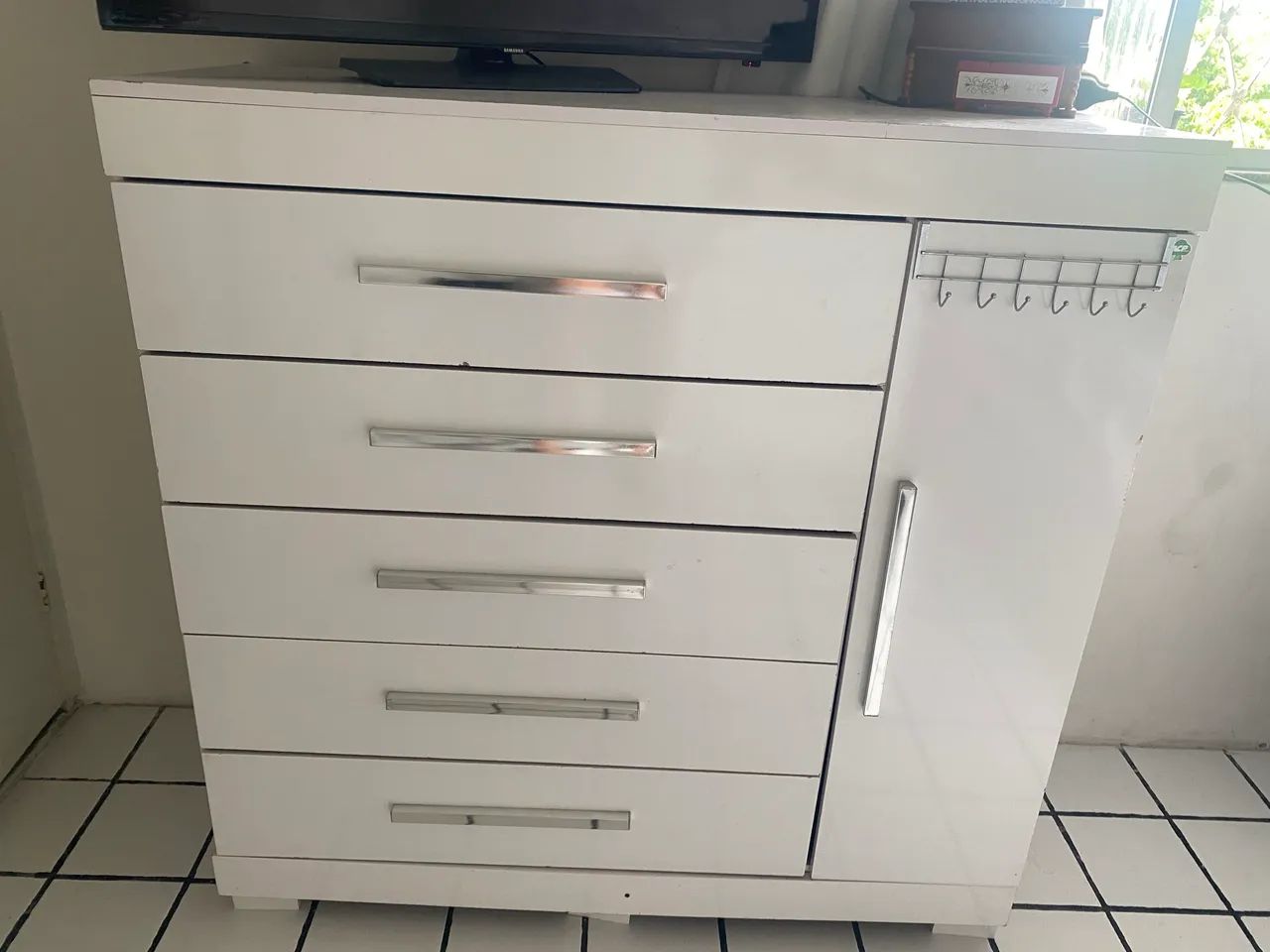CÔMODA 