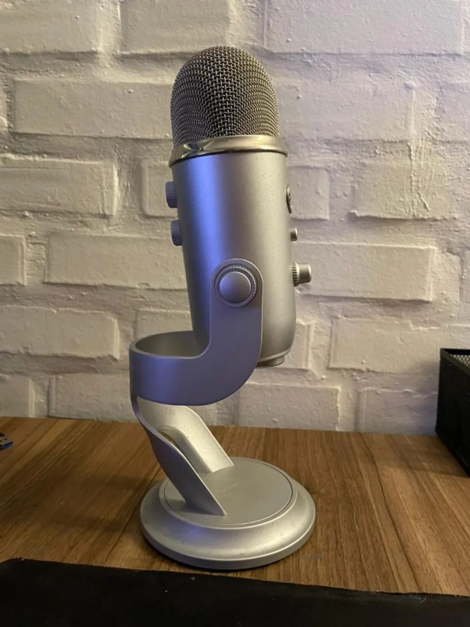 Microfone Condensador Usb Blue Yeti - Prata - Foto 2