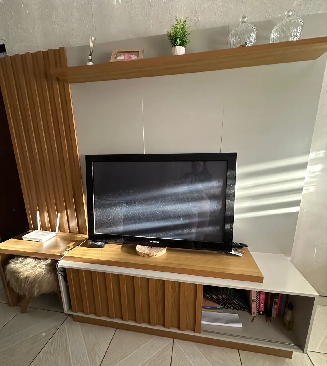 Rack with Slatted Panel479129087132323841