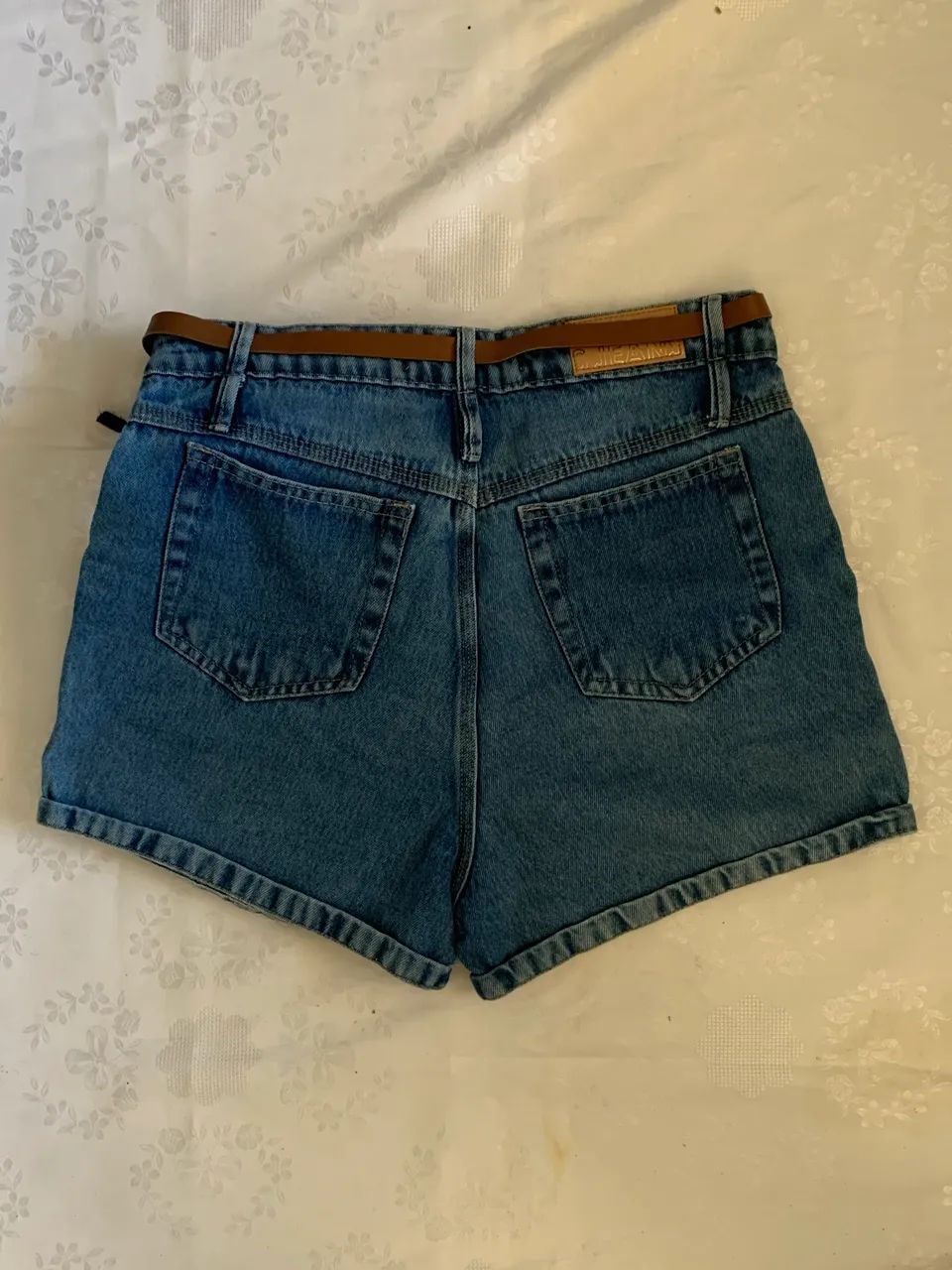 Short jeans feminino com cinto - Novo  - Foto 3