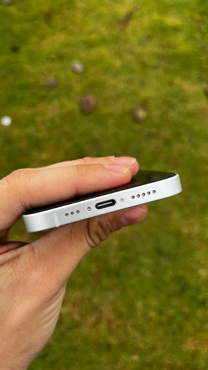 iPhone 16e 128GB BRANCO - Bateria 100% 16 ciclos  - Foto 3