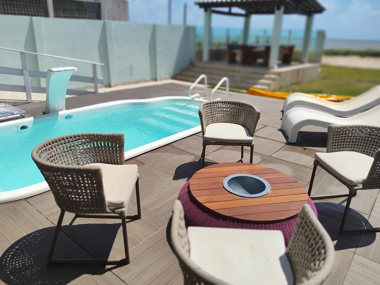 Casa pé na areia Pitimbu