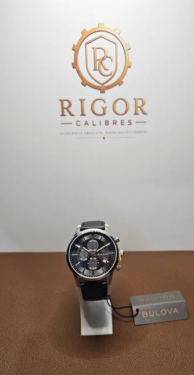 Relógio Bulova Sutton Quartz 96B403 - Pulseira de Couro Mostrador Preto e Caixa em 41mm - Foto 5