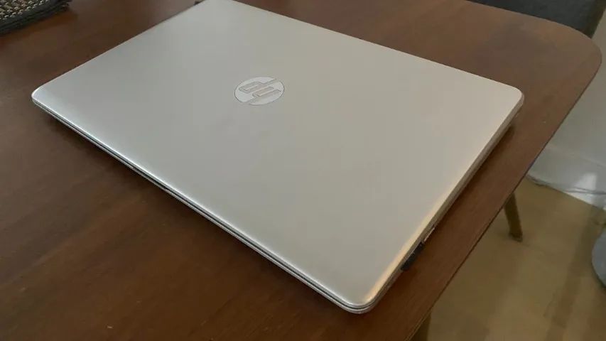 HP Laptop 15-bs0xx Intel Core i5-7200U 8GBRAM 240GB SSD (Kingston
