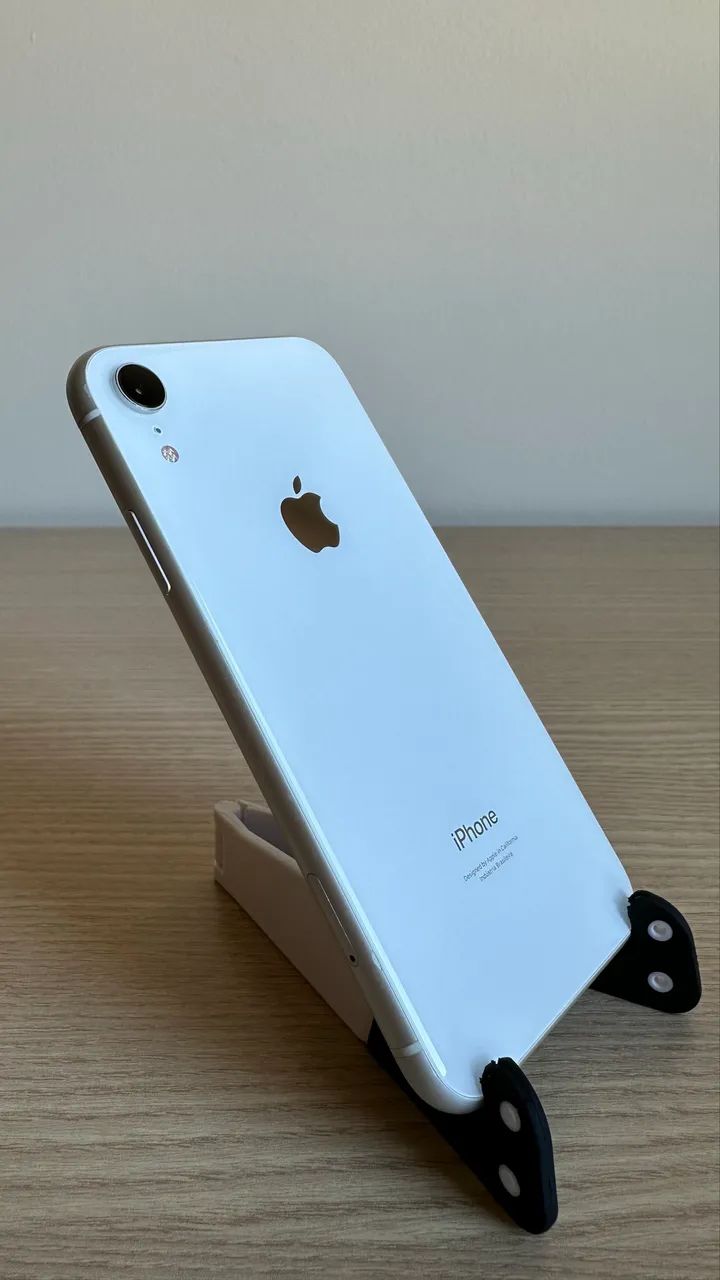 iPhone XR 64 GB branco  - Foto 2