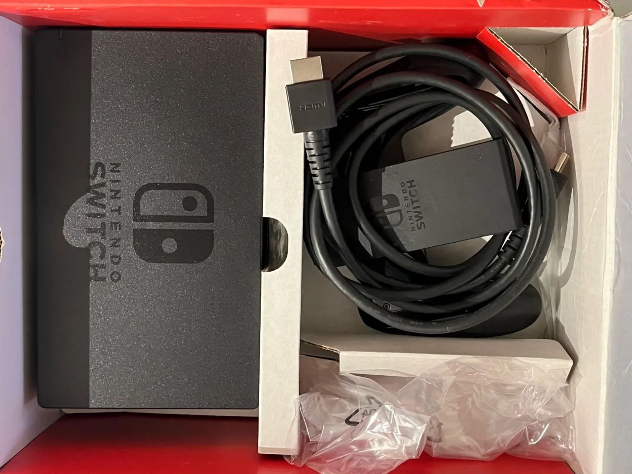 Nintendo Switch 32gb NOVO, sem defeitos e com tds acessórios