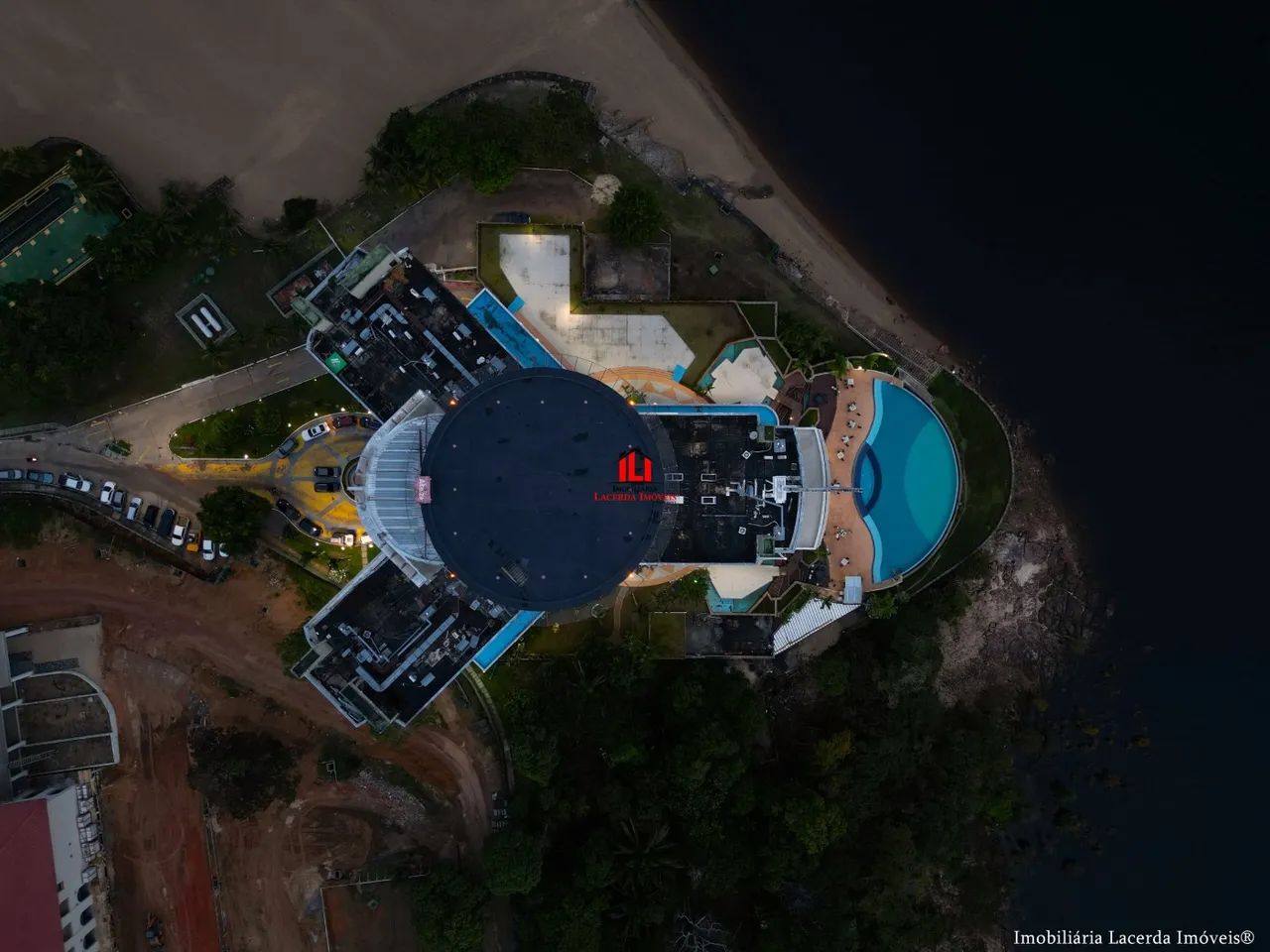 Flat Mobiliado com 66m² Privativo + varanda e Vista Espetacular - Foto 5