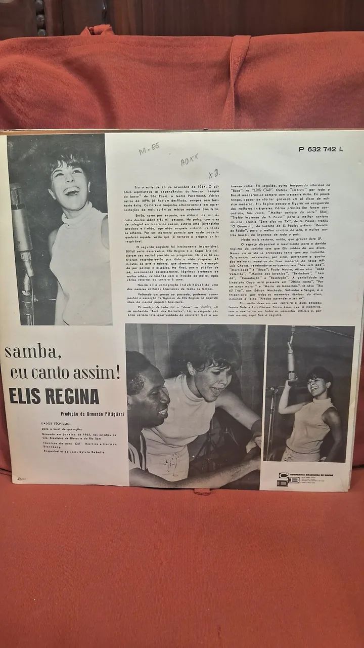 vinil "Samba - Eu Canto Assim", Elis Regina  - Foto 2