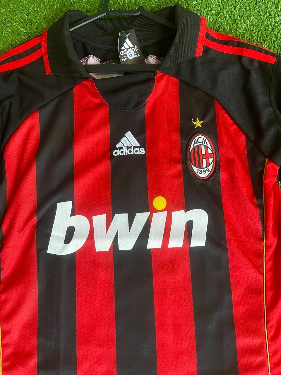 Camisa retrô Milan 2007 Kaká 22 - Foto 2