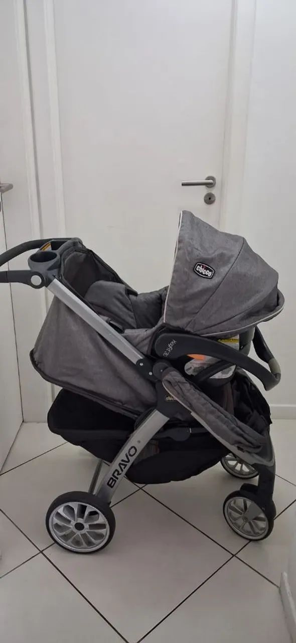 Carrinho de bebê Chicco  - Foto 2