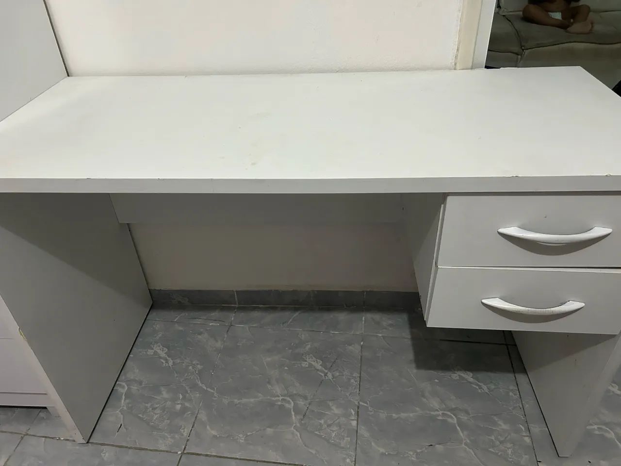 Mesa de escritório 474630861651322881