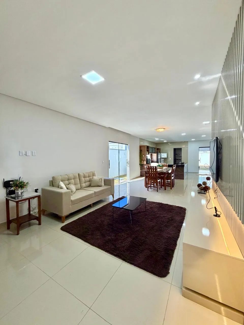 Casa mobiliada para alugar/ 4 quartos/ 3 suítes  - Foto 5