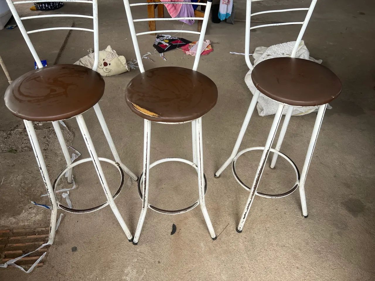 Vendo banquetas para comércio usada