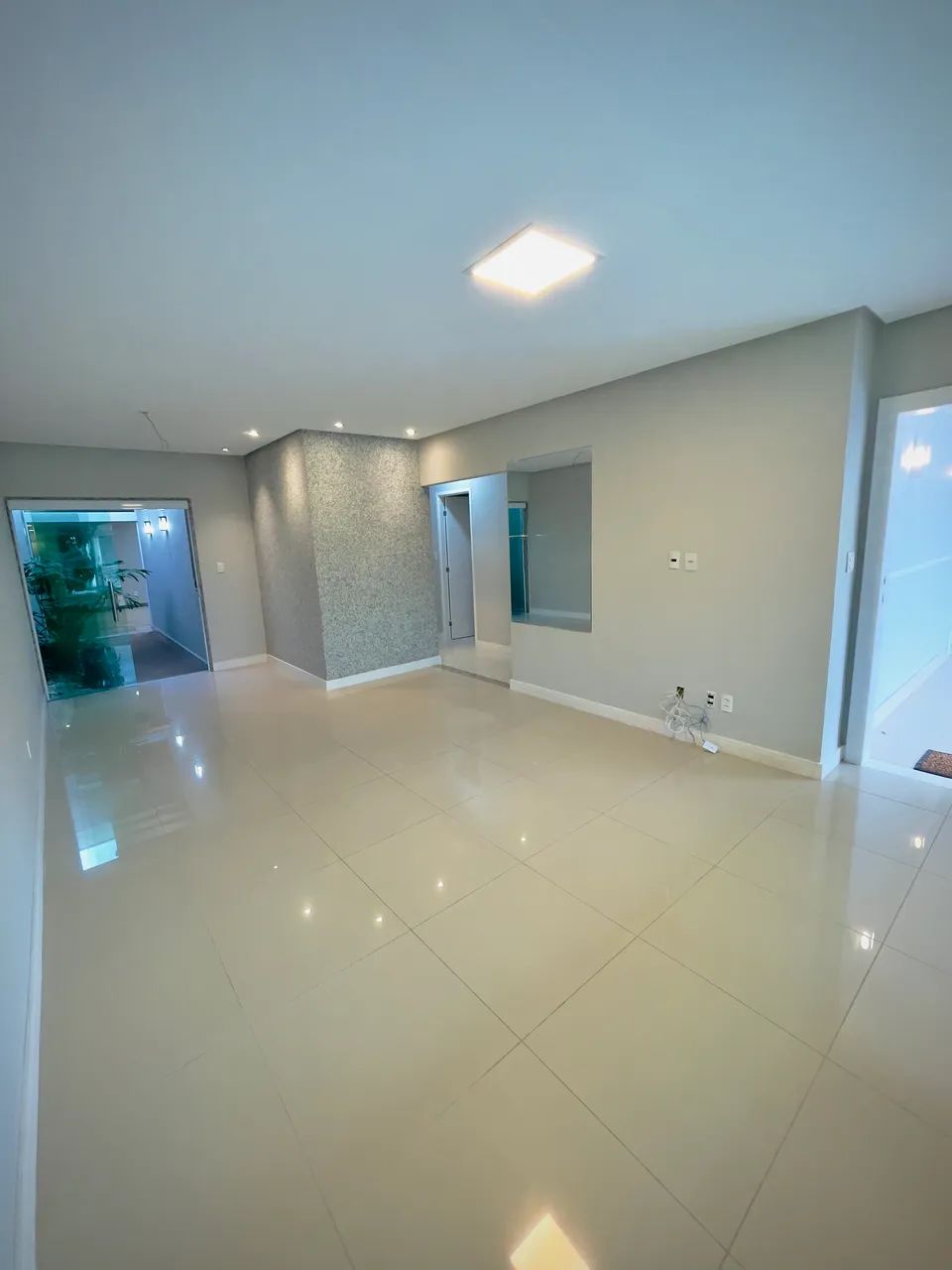 Casa Reformada, 3/4 em condomínio no SIM - Foto 2