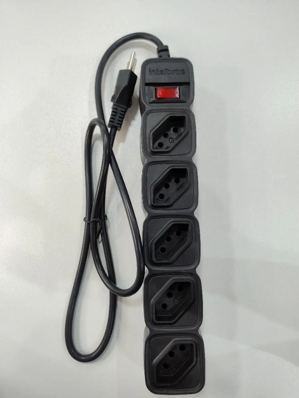 Protetor Eletrônico Intelbras EPE 205 5 Tomadas Bivolt - Foto 3