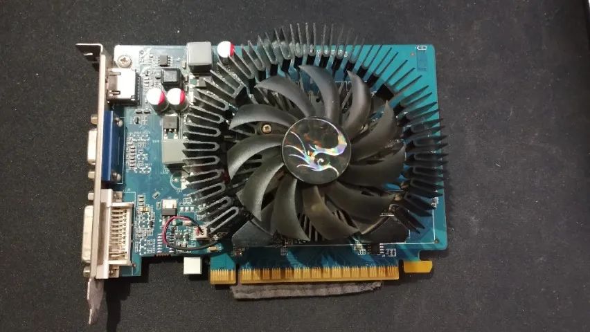 Placa de video gt 730 4gb