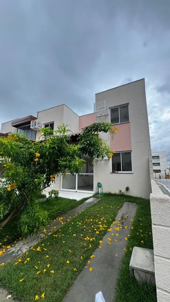 casa com 3 quartos em condomínio