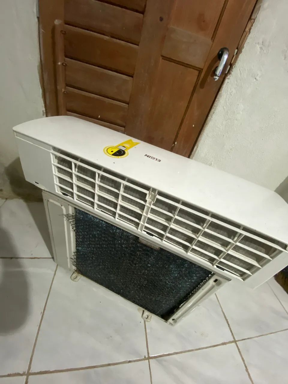 Vendo ar condicionado ELGIN - Foto 2