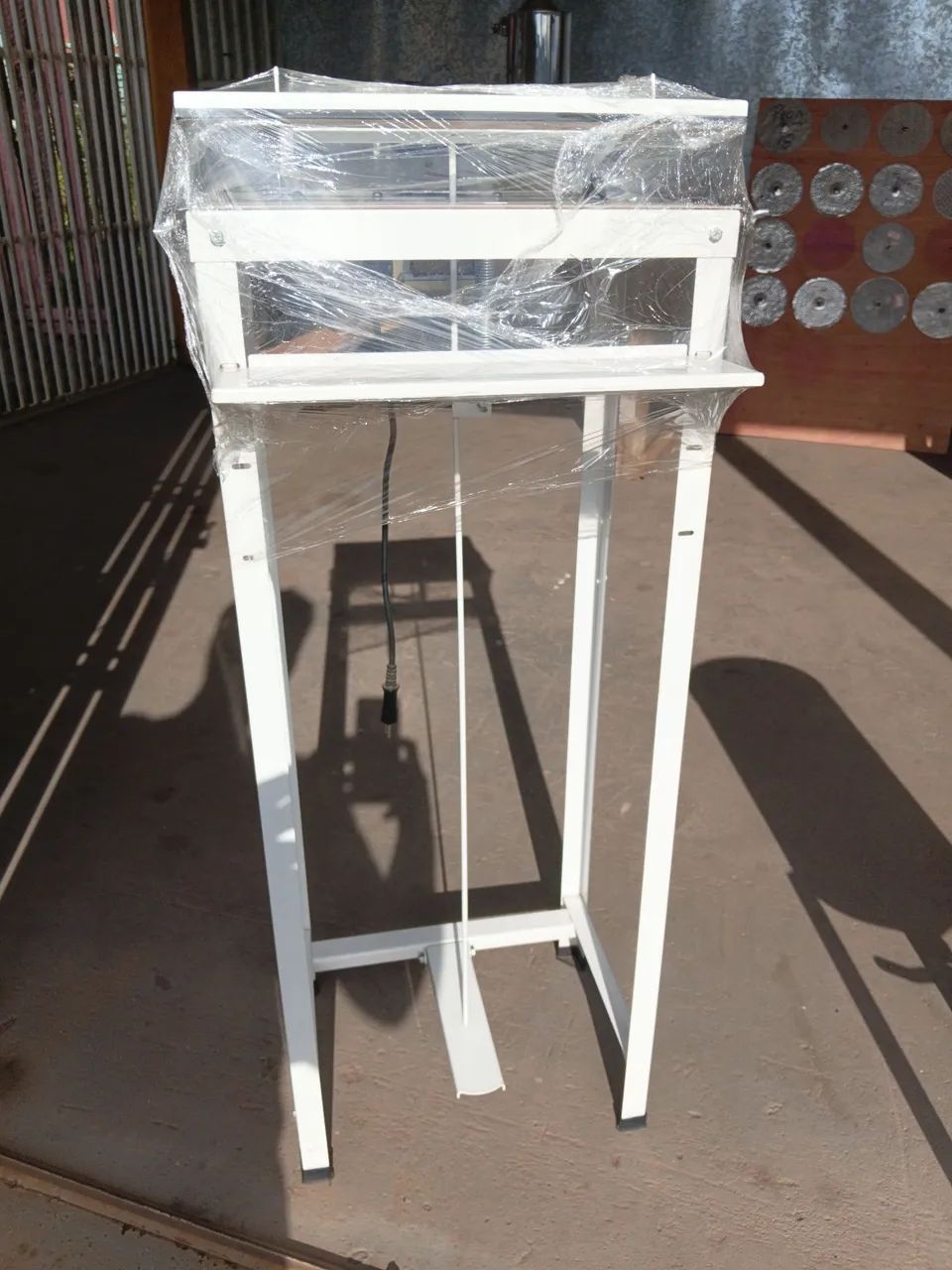 Máquina Seladora com Pedal!!! - Foto 3