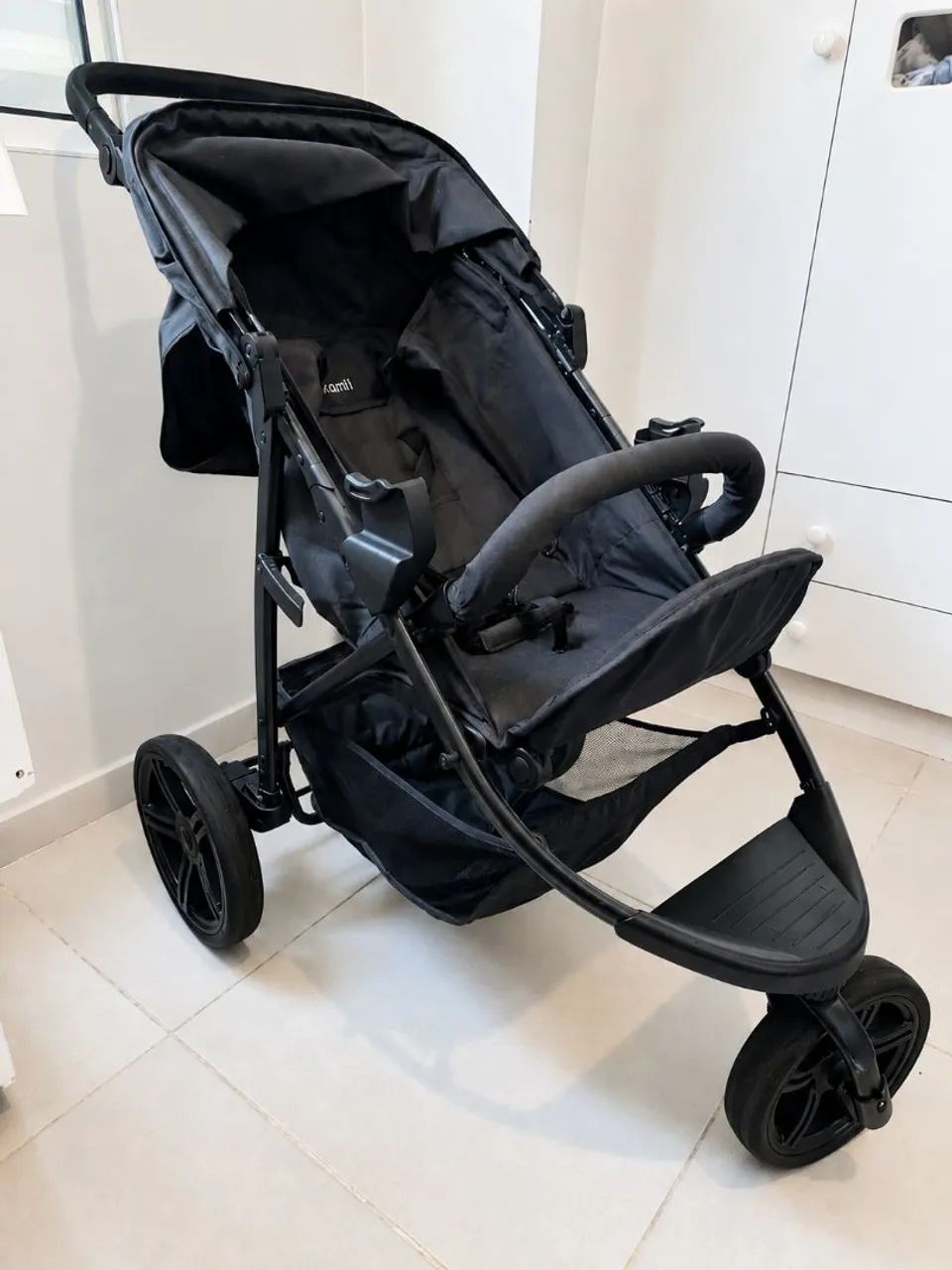 Carrinho de bebê Infanti Collina + Bebê conforto